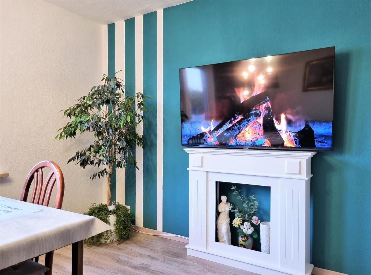 Apartment Bayreuth, Grosse Ferienwohnung Im Haus Mit Kunst, 3 Schlafzimmer, Kueche, Parkplatz Zewnętrze zdjęcie