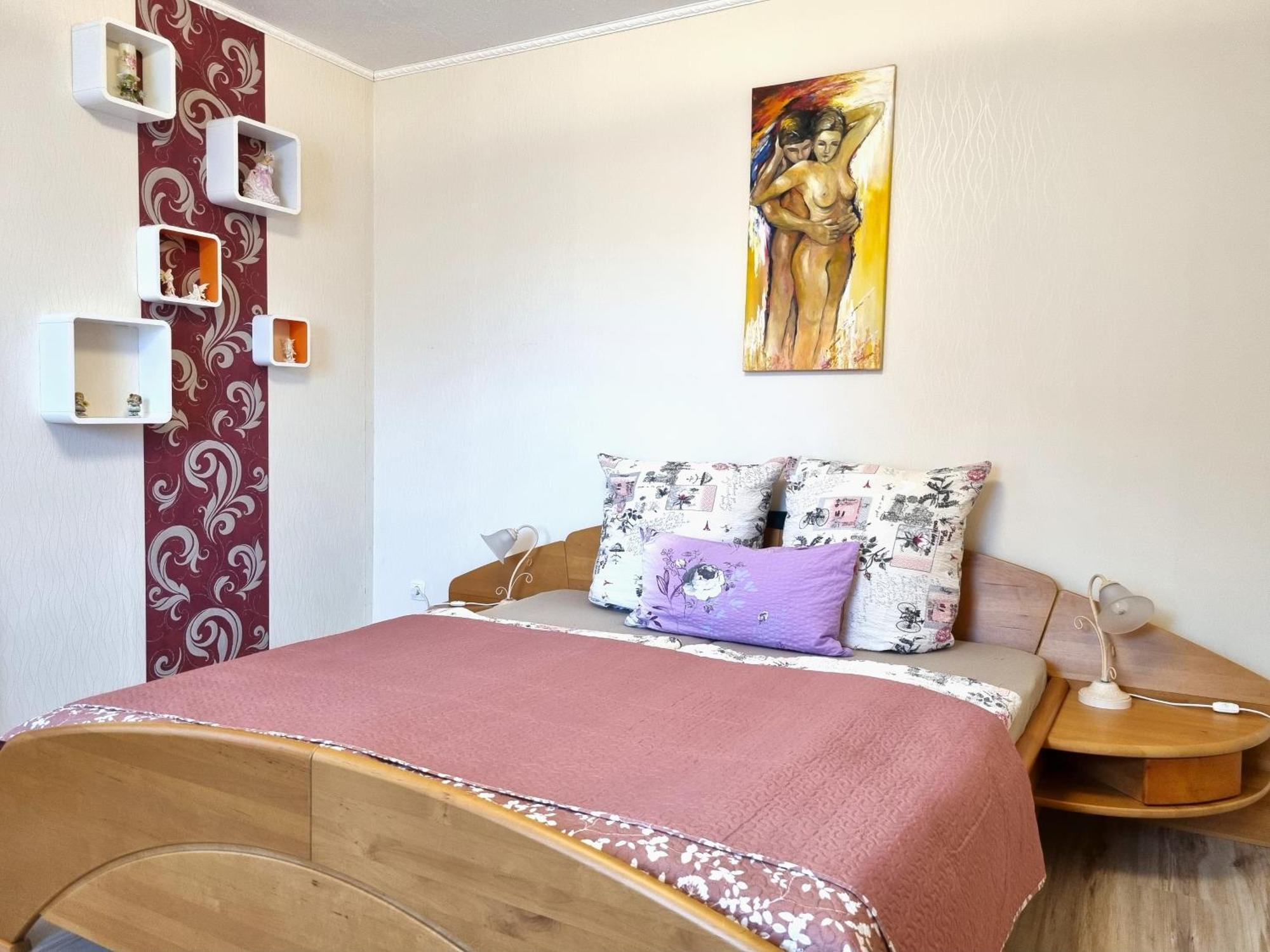 Apartment Bayreuth, Grosse Ferienwohnung Im Haus Mit Kunst, 3 Schlafzimmer, Kueche, Parkplatz Zewnętrze zdjęcie